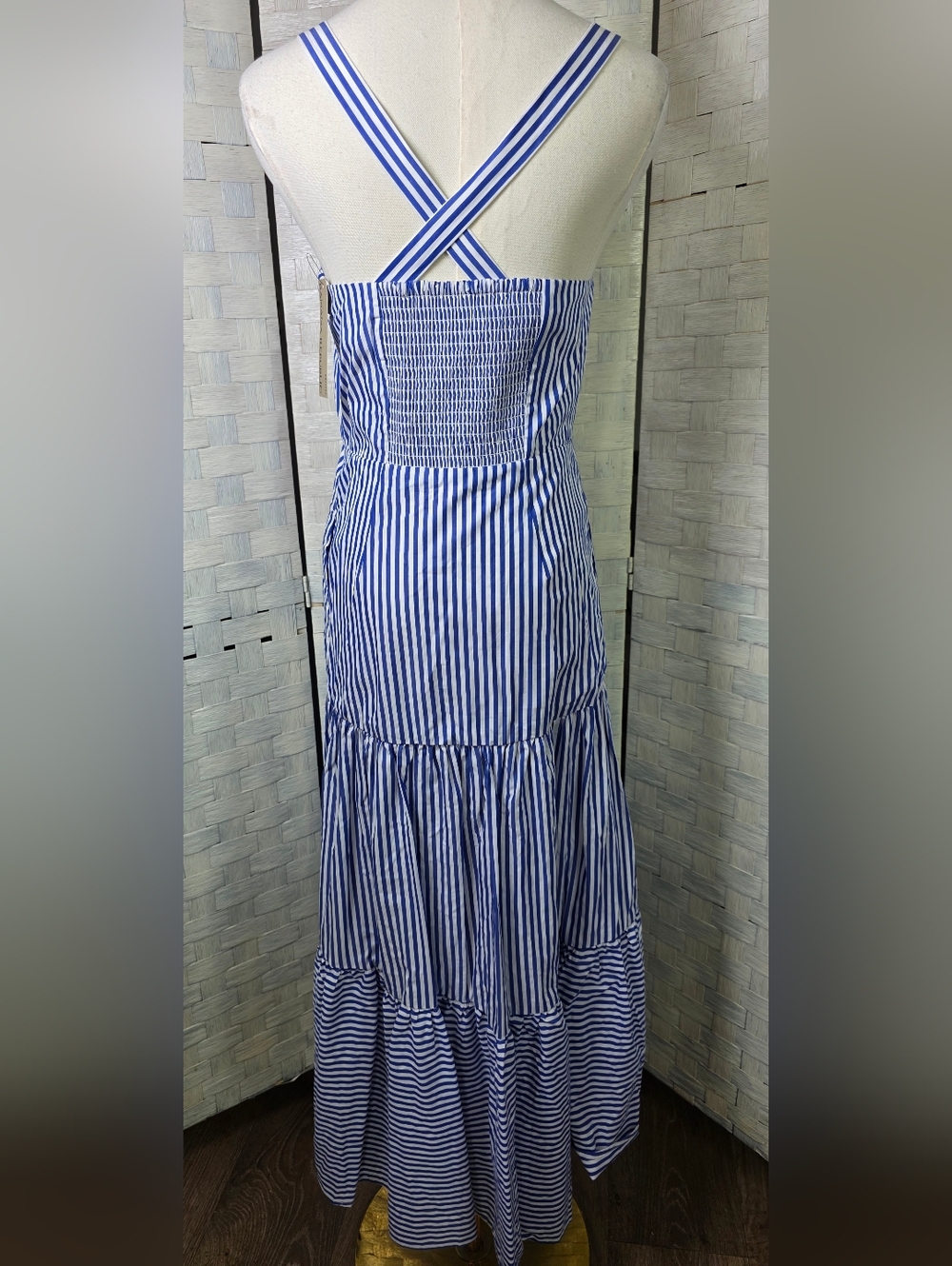 Banana Republic Blue and White Striped Maxi Dress - Picture 6 of 8